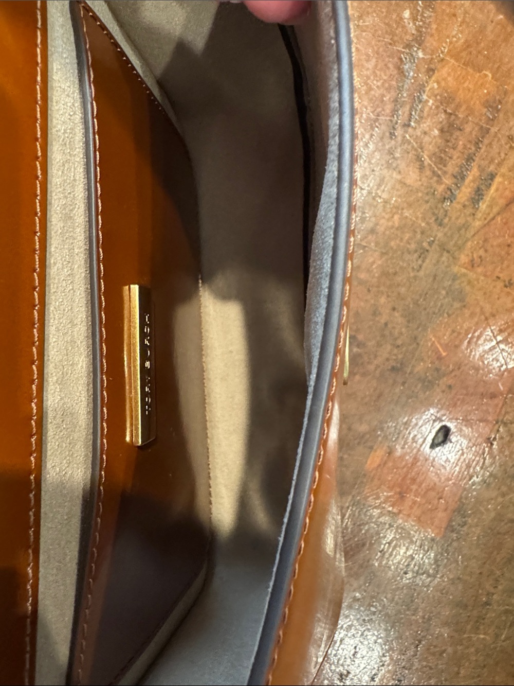 Tory Burch Saddle Brown Leather Crossbody with Gold Logo - Picture 7 of 11